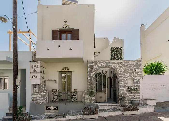 En Tino 1 Pensionat Tínos